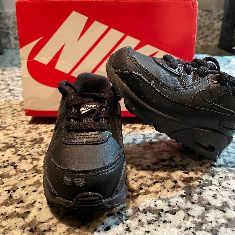 Nike Air Max Kids Sneakers Size 4c